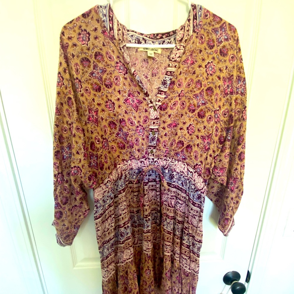 Billabong 3/4 Sleeve Mini Dress
